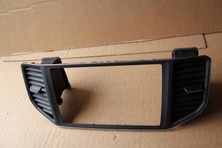 фото №6, Рамка панель навигации решётки vw atlas 3cn858418h j g