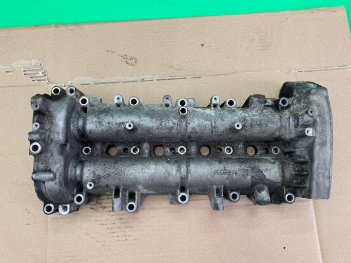 фото №11, Кришка клапанів кришка вали грм 55565668 opel astra j iv 2.0 cdti 09-