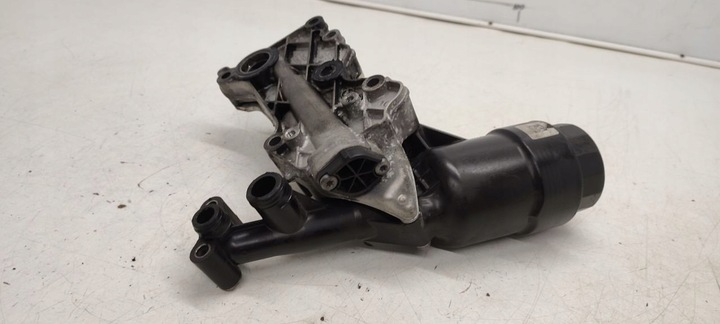 фото №8, Радіаторів масла корпус mercedes 2,2 cdi