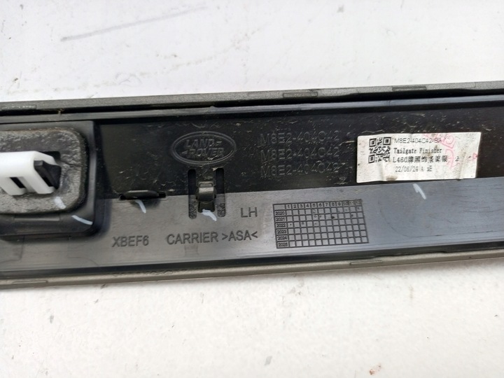 фото №12, Land range rover l460 2022- планка кришки багажника зад m8e2-404c42 ÷