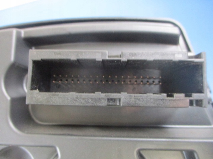 фото №5, Opel astra h бензин спидометр 13172010ra 280tys km