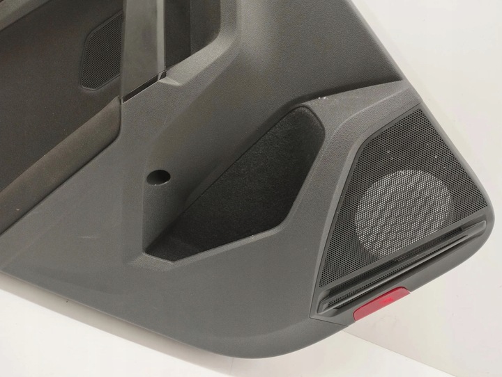 фото №11, Volkswagen tiguan 2021 левая сторона обшивки / обшивка дверь задних