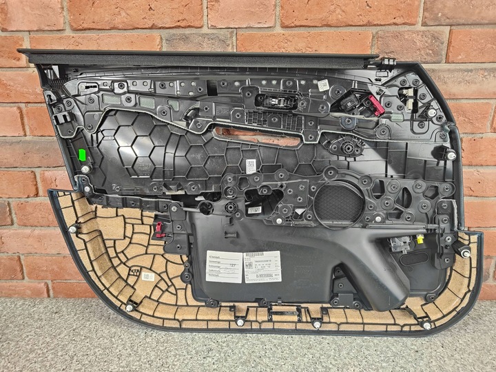 фото №11, Bmw g30 g31 боковина обивка дверь правые перед lcsw