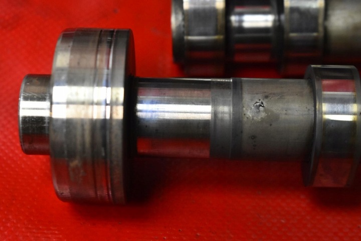 фото №15, Головка двигуна 31104738-002 volvo s60 1 i 2.4 d d5 163 km 00-04