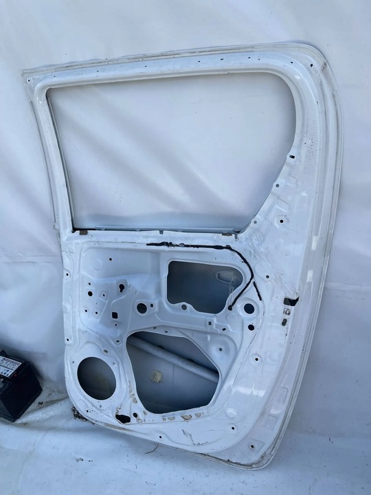 фото №10, Двері праві toyota hilux зад задні 2015