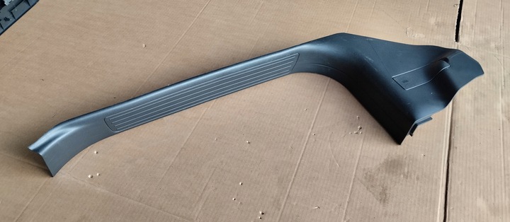 фото №1, Захист права обшивка стійка праві порога mercedes w166 a1666809703