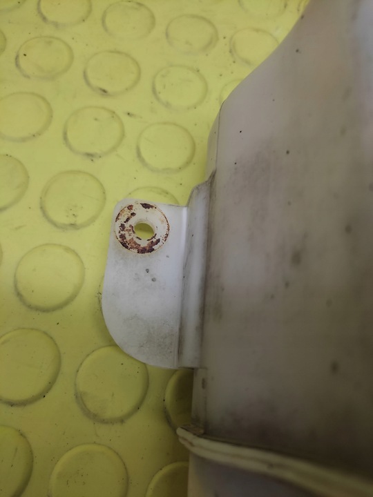 фото №6, Hyundai sonata бачок склоомивача скло