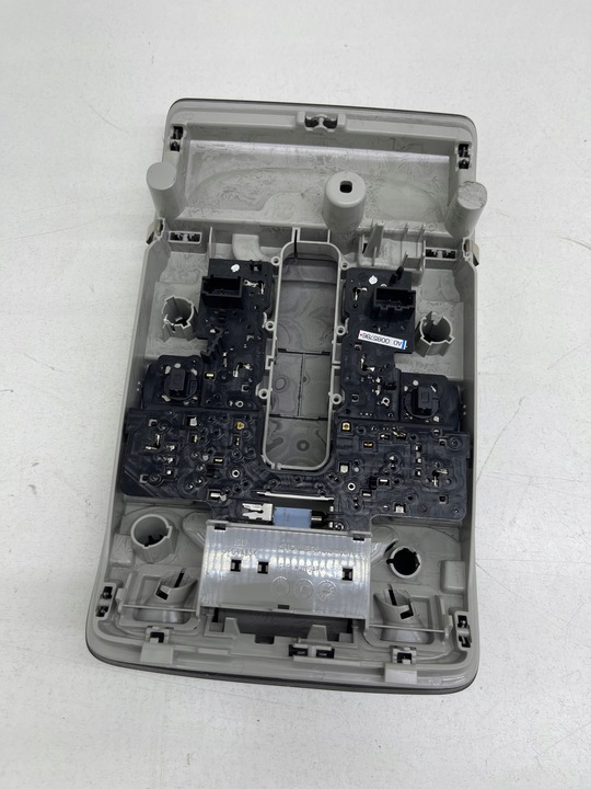 фото №12, Audi a6 c7 лампа освітлення кабіни стеля чорна s-line