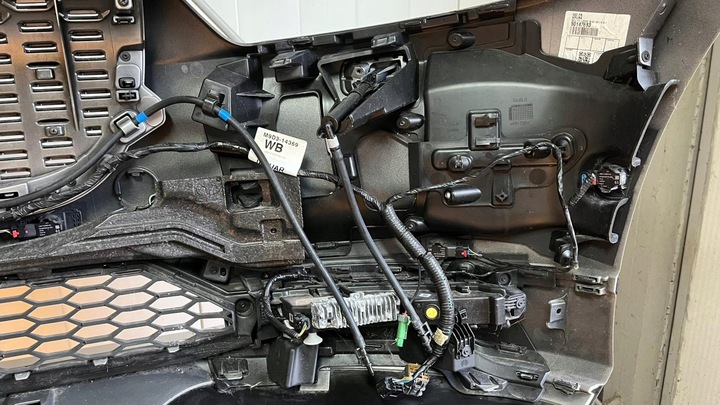 фото №14, Jaguar i-pace x590 бампер переднее комплектный 6xpdc , камера , радар