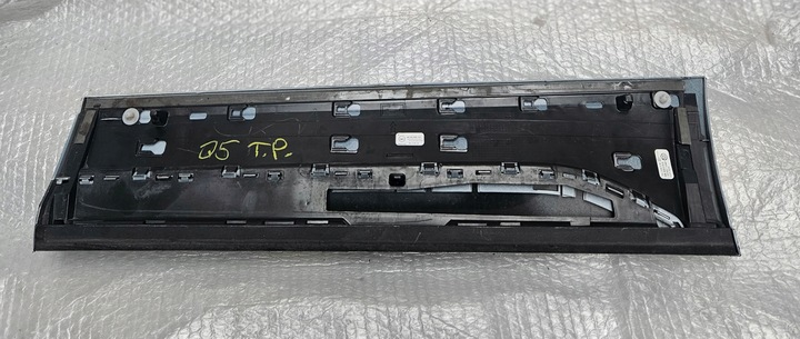 фото №12, Audi q5 ii 80a853970a планка дверь правая зад задняя 80a853970a