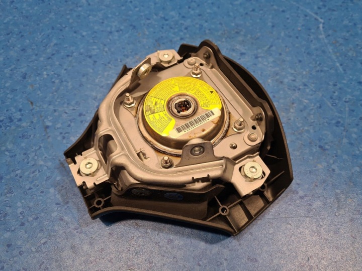 фото №9, Subaru impreza ii подушка водителя x 45a ej204