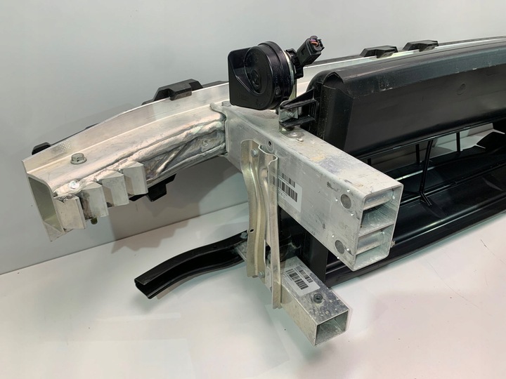 фото №6, Bmw i3 pas переднее балка комплект