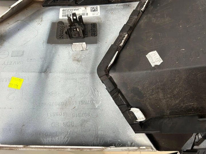 фото №9, Renault megane v e-tech бампер перед 620224891r оригинал