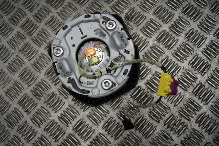 фото №6, Консоль подушки ремни подушка безопасности audi q7 4l