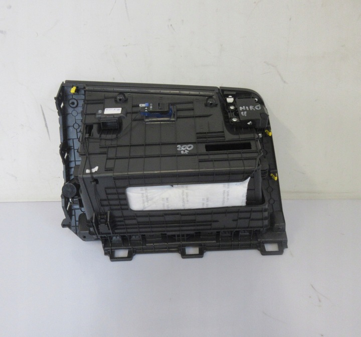 фото №5, Kia niro ii 1.6 hev 2022- бардачок пассажира панели консоли 84511-at000