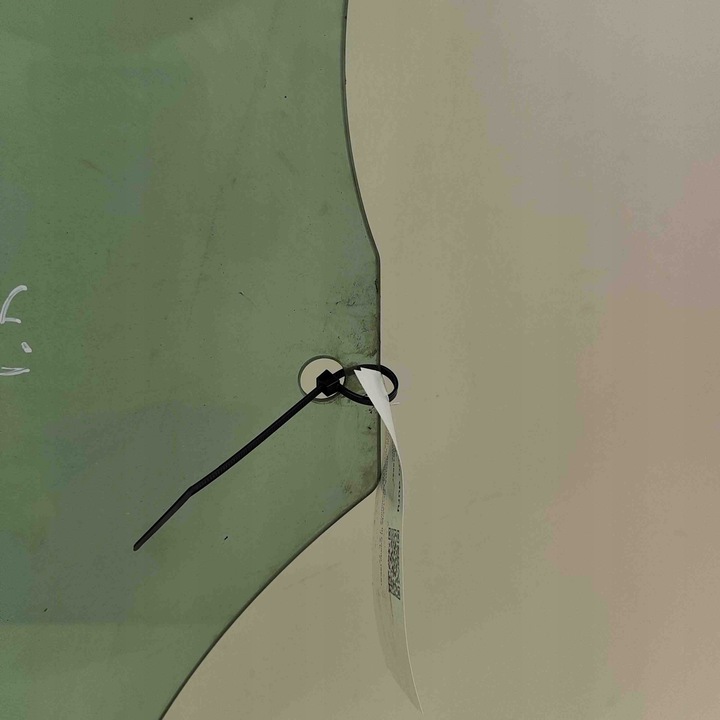 фото №5, Стекло левых передних дверь skoda octavia iii combi 5e5 5e0845201a