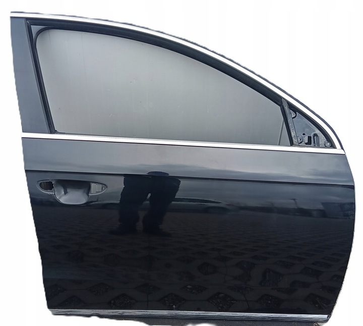 фото №1, Дверь правый перед vw passat b7 чёрные lc9x