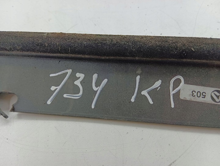 фото №7, Audi q7 4l 2006 ліва сторона планка прокладка скла двері передніх