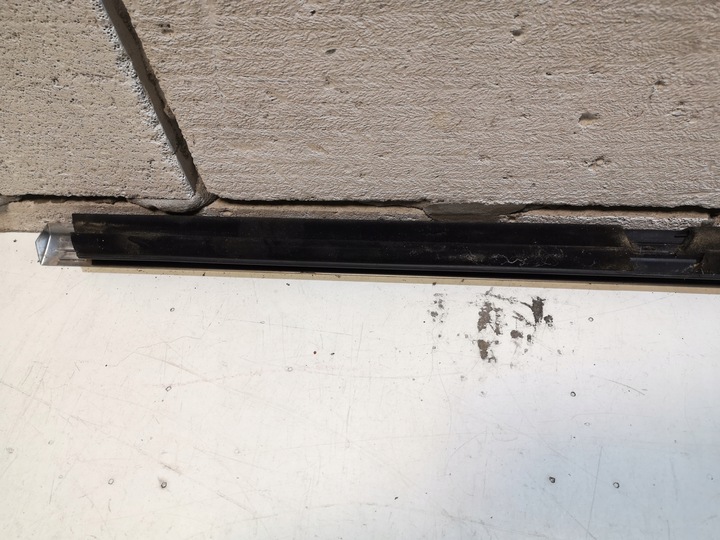 фото №5, Планка накладка левый зад mercedes w205