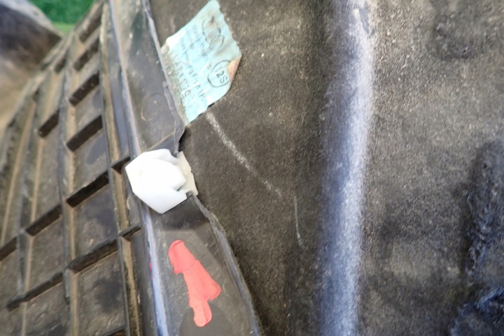 фото №4, Підкрилок перед audi q5 80a рестайлінг праві