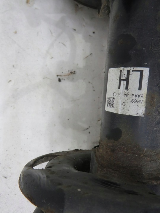 фото №6, Mcperson поворотный кулак левый перед mazda 3 bm 2.2 d