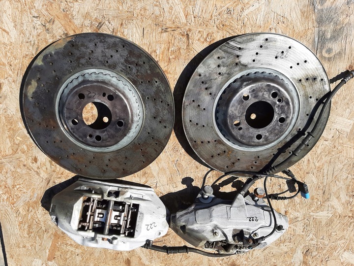 фото №1, Mercedes s w222 зажимы диски тормозные комплект