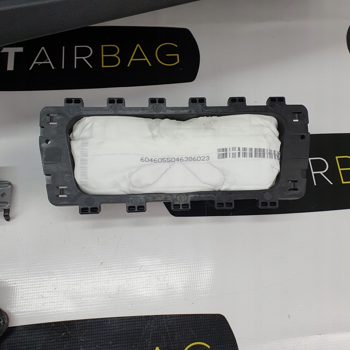 фото №10, G30 g31 панель консоль подушки ремни подушка безопасности