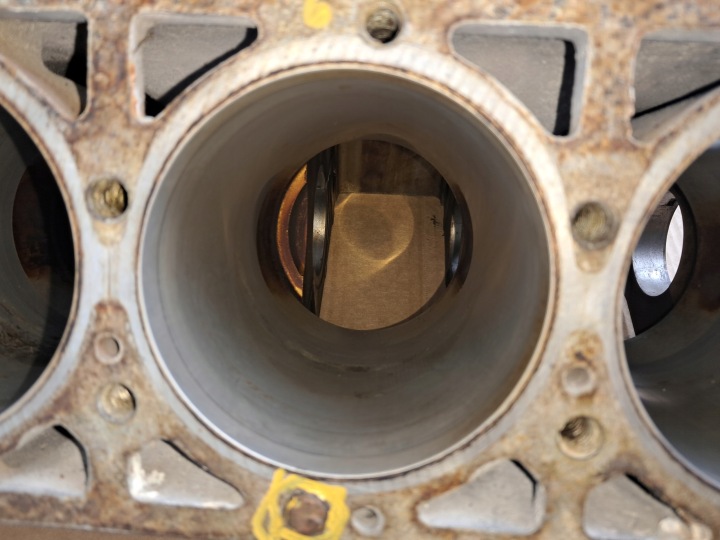фото №7, Блок  двигуна mercedes 107 sl w126 560 117.967 1170112401