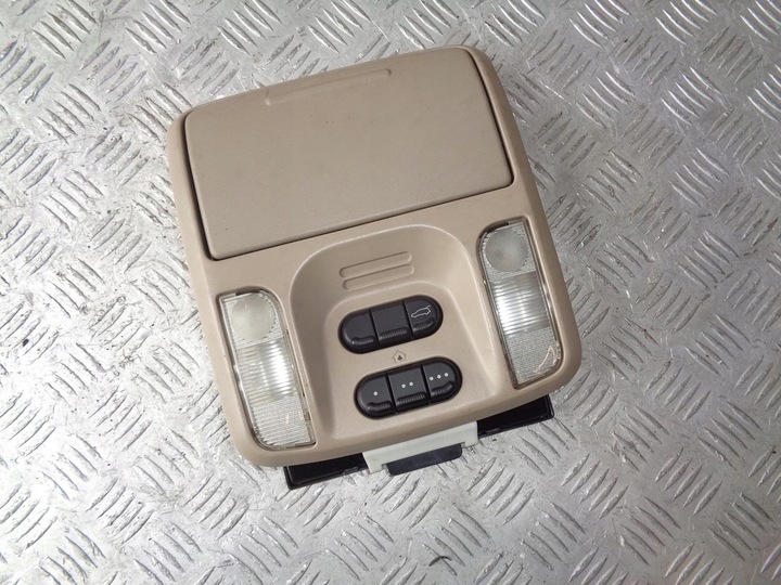 фото №1, Лампа потолок бардачок chrysler pacifica i 03-