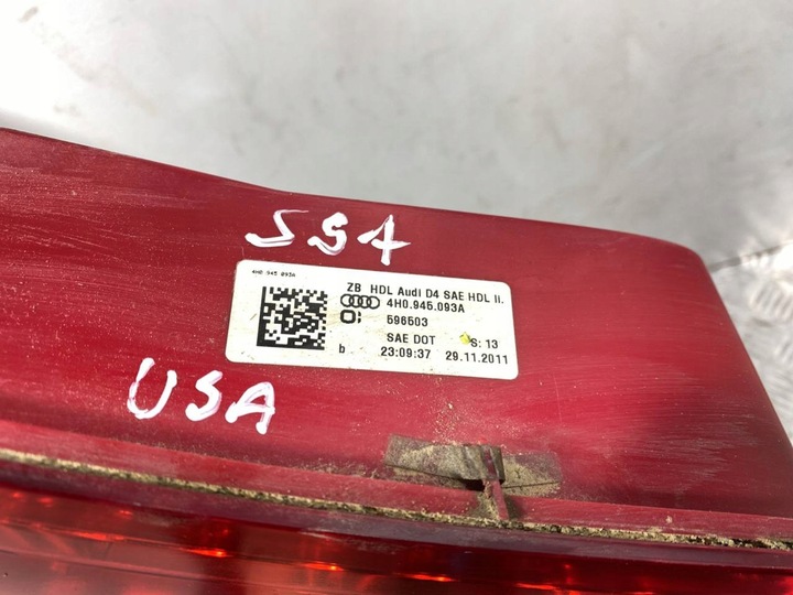 фото №7, Audi a8 s8 d4 4h 2012 лампы задней крышки багажника 4h0945093a