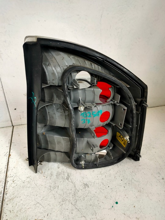 фото №3, Лампа левая зад задняя opel vectra c рестайлинг 13251937