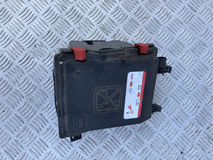 фото №1, Корпус коробки предохранителей citroen c4 picasso ii 13-