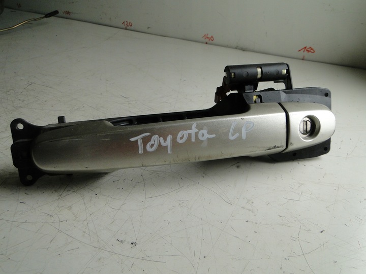 фото №1, Toyota corolla verso i ручка лівий перед передня