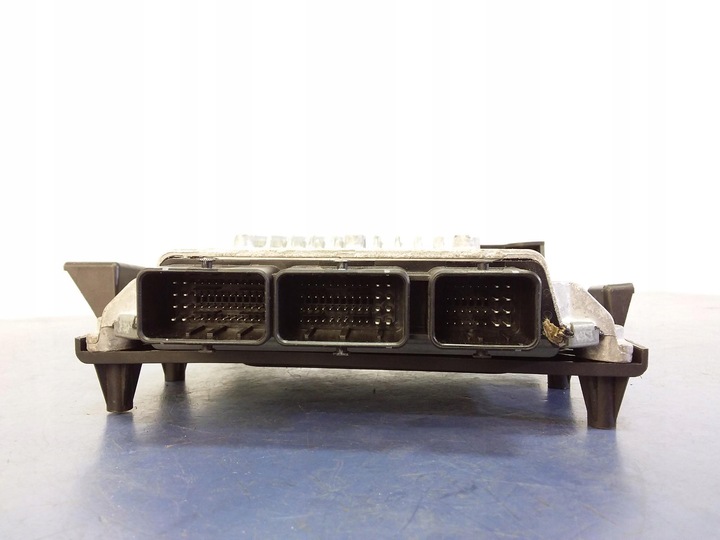 фото №4, Citroen c5 i 2.0hdi блок управления двигателя 9662273580