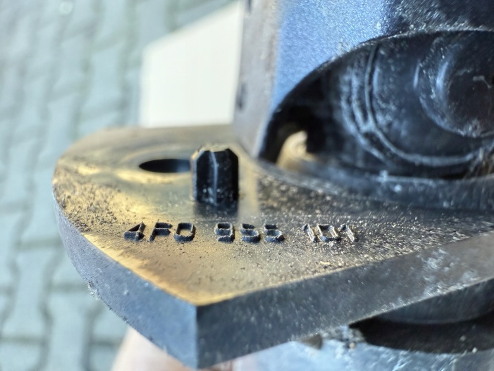 фото №8, Розпилювач фара праве ліве audi a6 c6 4f0 sline s-line комплект