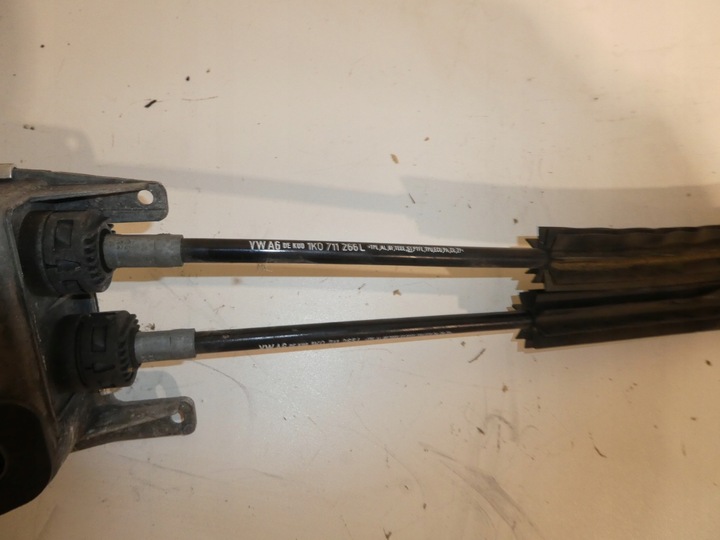 фото №6, Домкрат выборщик тросы коробки передач golf v 1k0711265