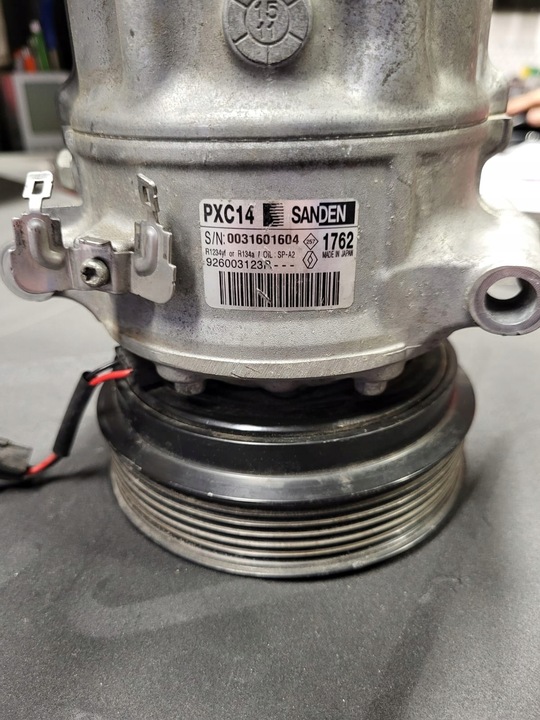 фото №6, Компрессор кондиционера megane 4 scenic 4 kadjar 1.5 dci 926003123r новая