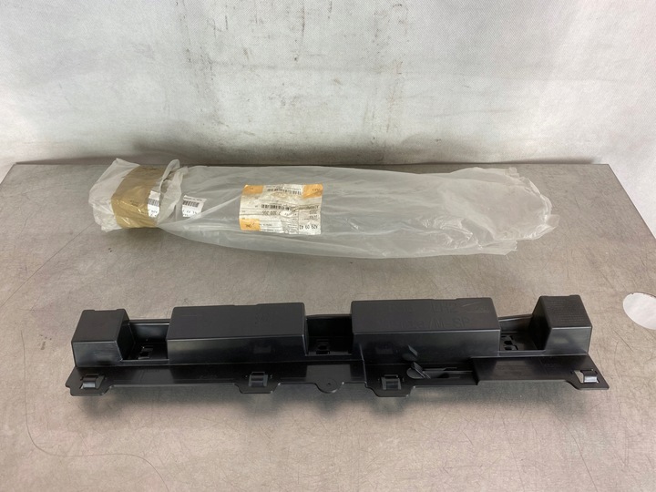 фото №8, Кронштейн кріплення порога перед лівий bmw f36 f36n