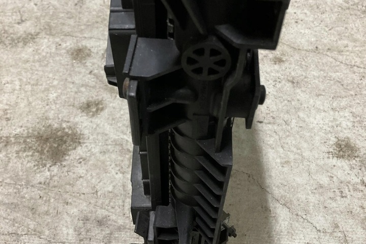 фото №7, Комплект радиатор peugeot 308 sw ii 9673999980 1.6l дизель 88kw 2014