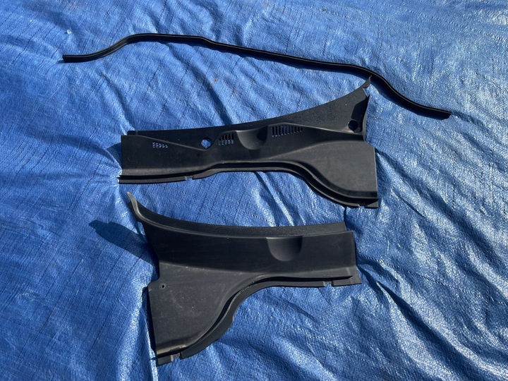 фото №1, Панель под лобовым стеклом правые левая kompletvw passat b6 3c1819404b 3c1819403b