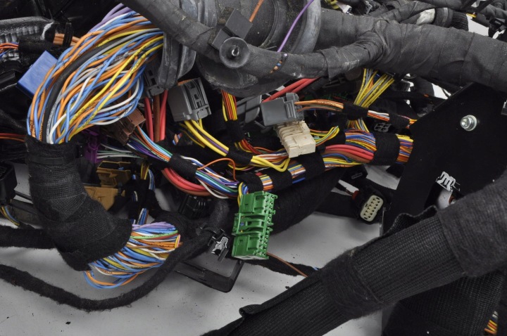 фото №9, Mclaren mp4 spider 3.8 v8 жгут установка интерьера 11m0614sp03 11m2866sp01