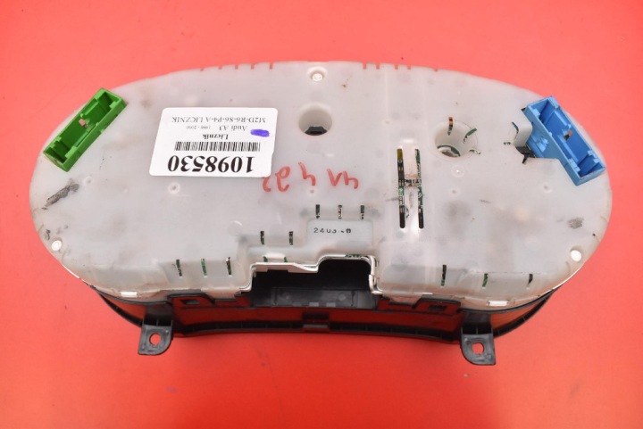 фото №6, Панель приладів eu 8l0919860e audi a3 8l 1.8 20v 125 km 96-00
