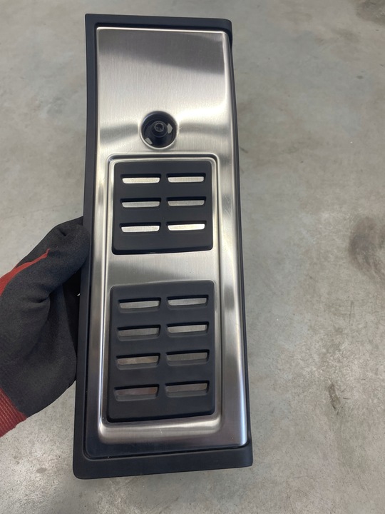 фото №1, Підніжка podnózek q5 80a s-line оригінал