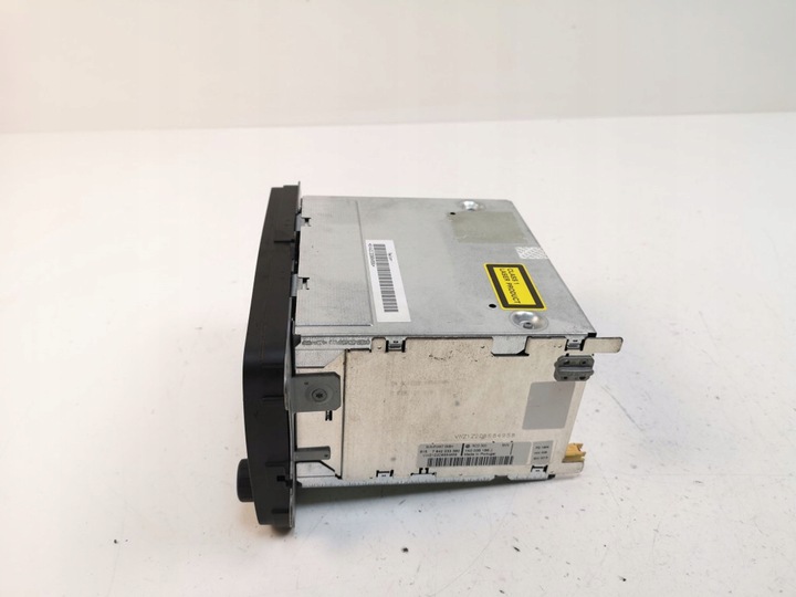 фото №10, Volkswagen passat b6 2008 панель / радиопроигрыватель cd/dvd/gps