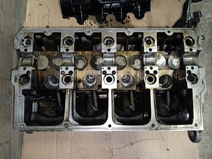фото №1, Головка двигуна vw audi skoda seat 1.9 tdi | 038103373r