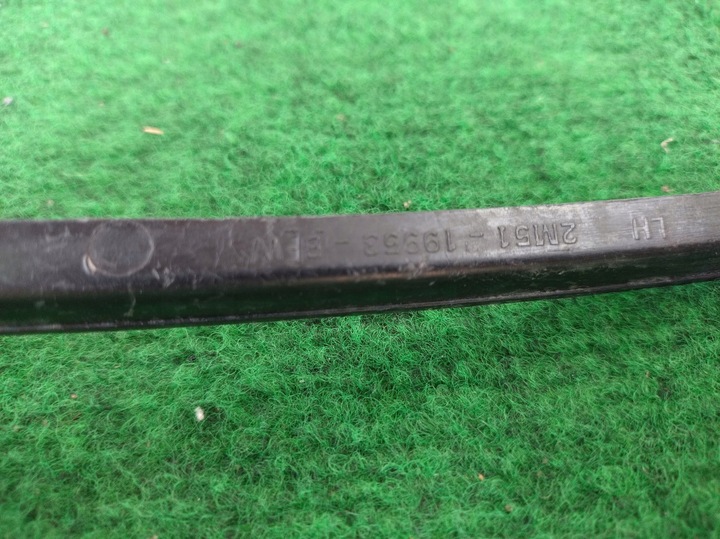 фото №3, Ford focus mk1 рестайлинг левая решётка бампера рамка галоген защита