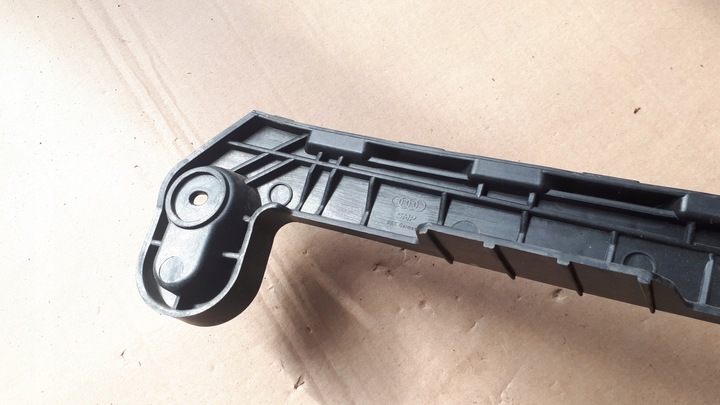 фото №7, S4 b9 a4 8w ползун бампера левый зад 8w5807453b