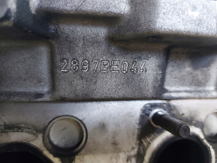 фото №11, Mercedes w204 2.2 cdi 07r 170km 646.811 головка комплектна a6460100820