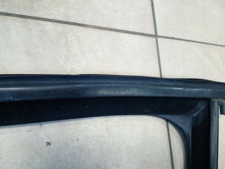 фото №6, Рамка стёкла дверь vw polo '02-'09 выбор оригинал.