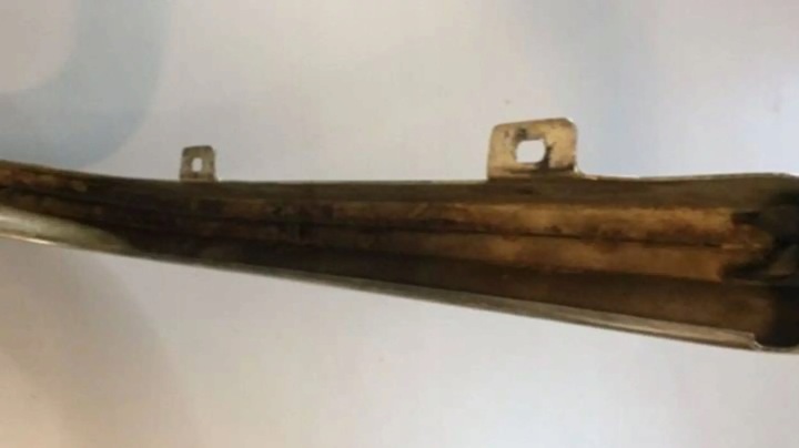 фото №7, Mercedes-benz w116 element уголок бампера левый зад